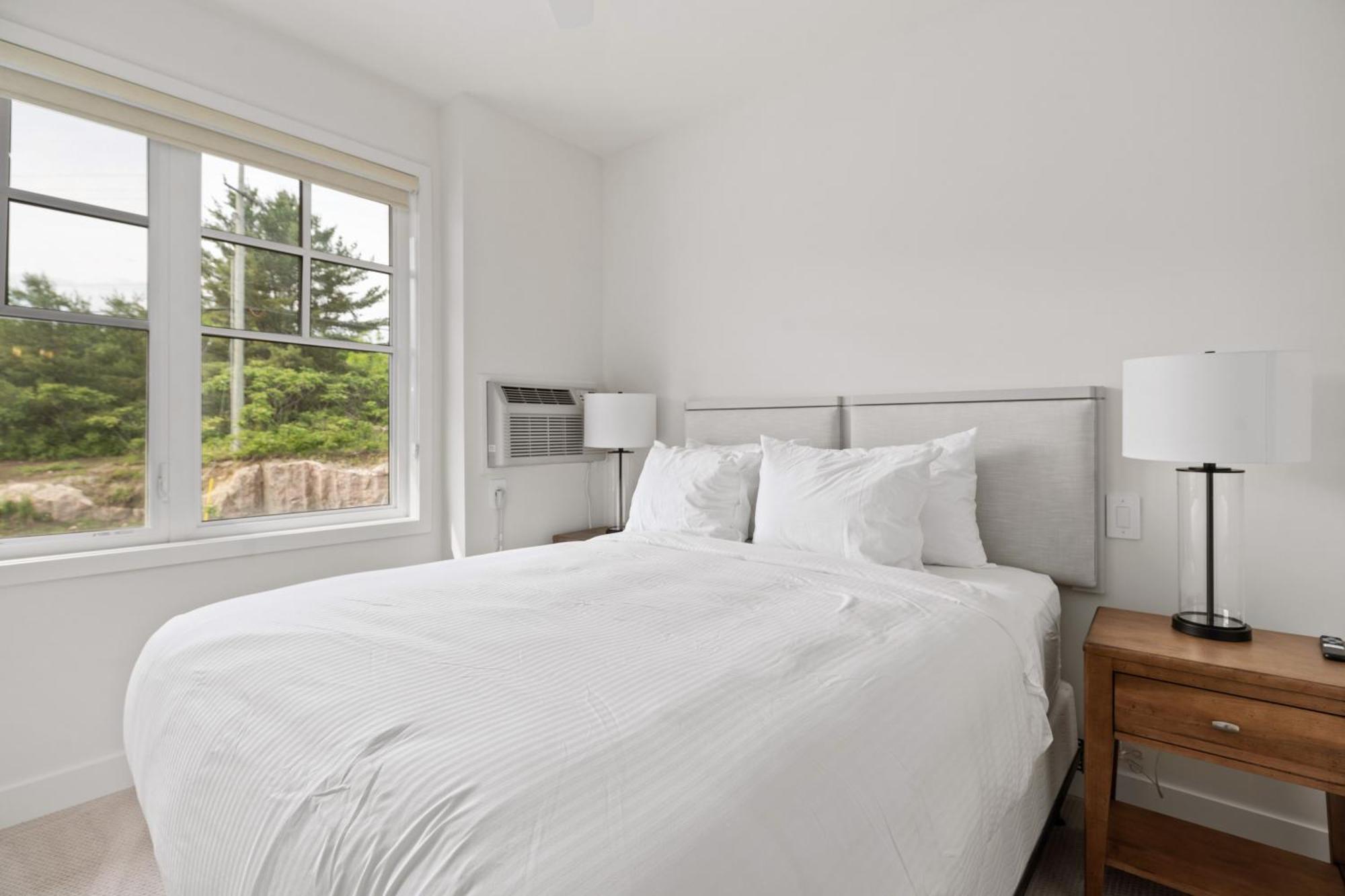 Touchstone Resort Bracebridge Bagian luar foto