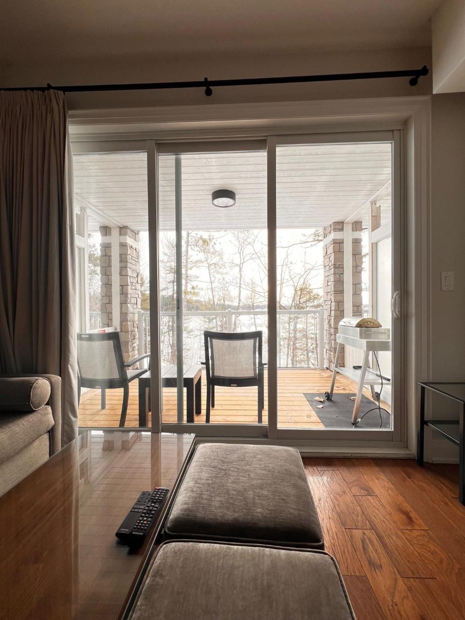 Touchstone Resort Bracebridge Bagian luar foto