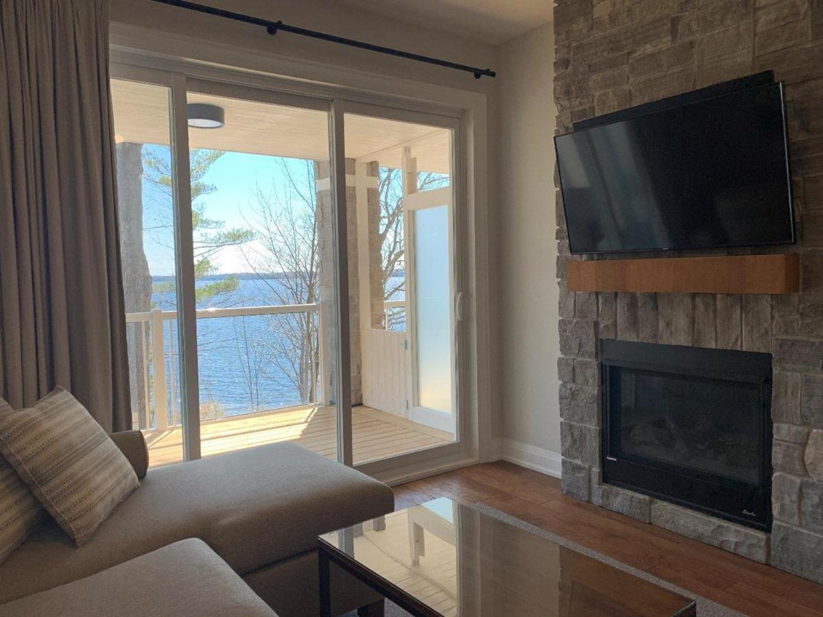 Touchstone Resort Bracebridge Bagian luar foto